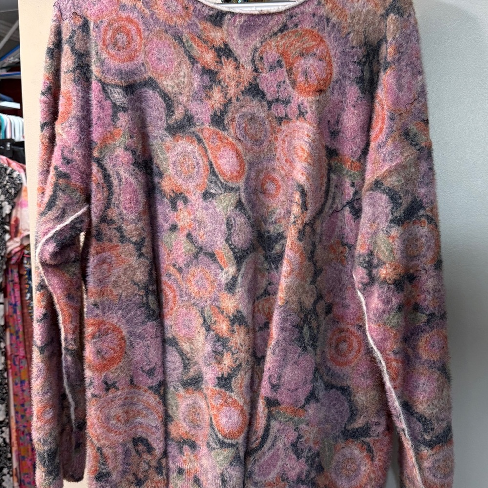 NATURAL LIFE Pink & Orange Floral Paisley Crewneck Sweater